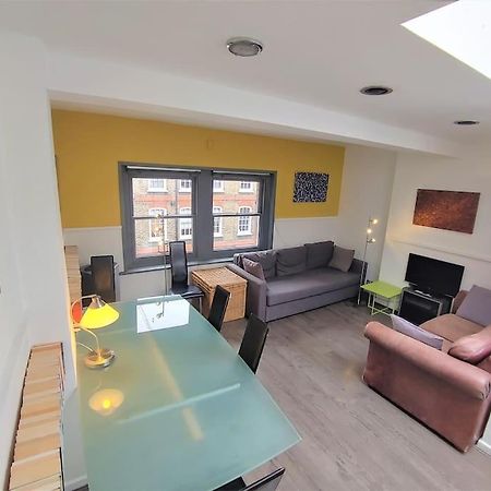 Stylish Apartment Near Carnaby Street, Sleeps 4. Londyn Zewnętrze zdjęcie