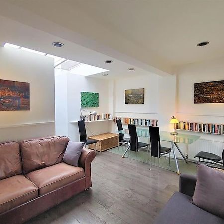 Stylish Apartment Near Carnaby Street, Sleeps 4. Londyn Zewnętrze zdjęcie